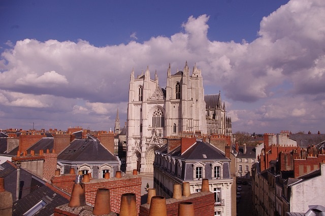 où investir en 2025-cathedrale de la ville de Nantes